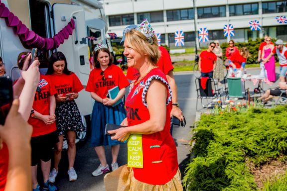 4.000 fulgte de streikende NRK-journalistenes bryllupssending 