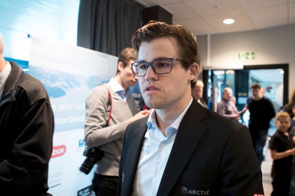 Magnus Carlsen stakk av etter nytt tap – nå ligger han sist i Norway Chess