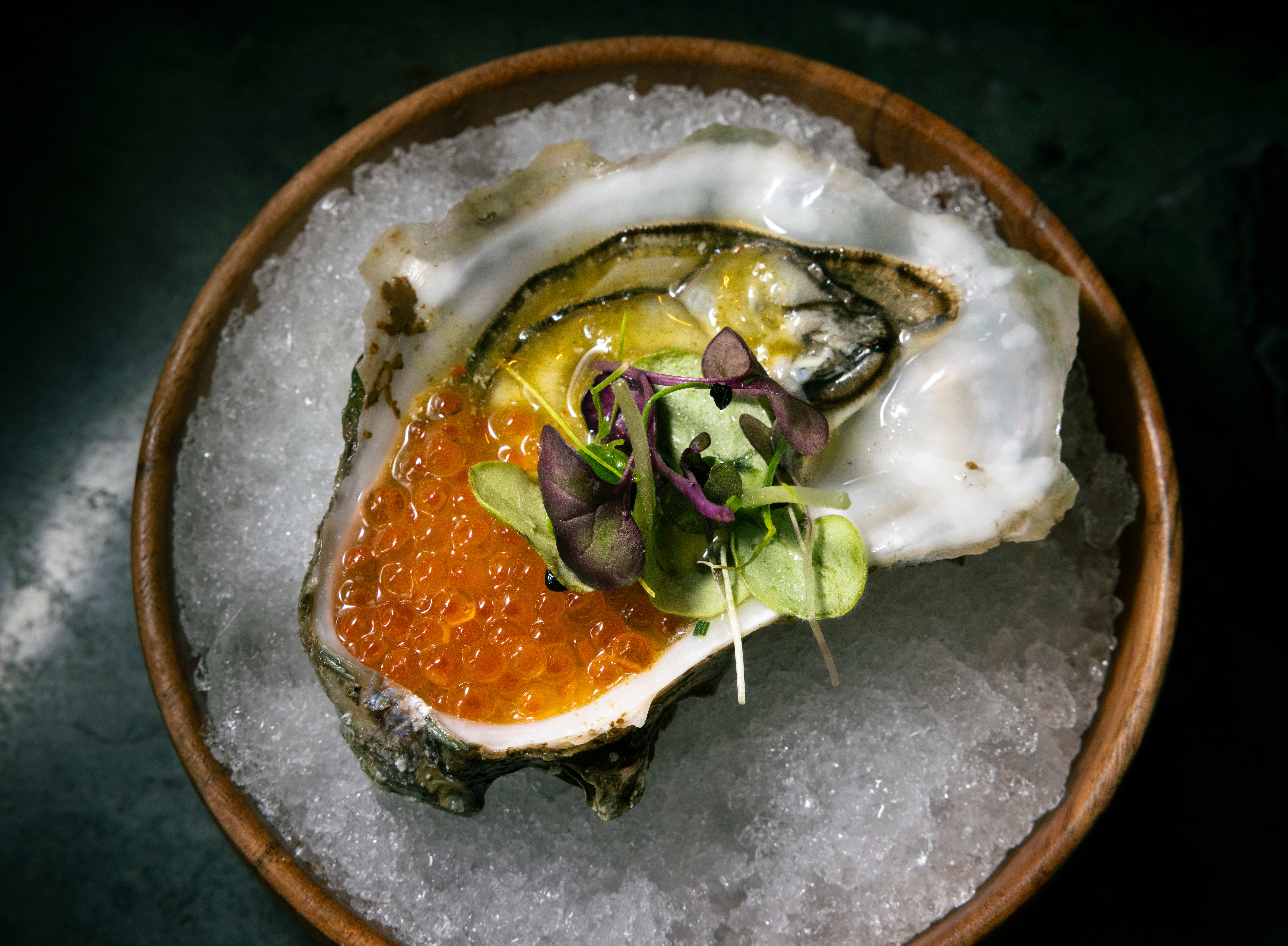 Slurp, slurp. Norske østers smaker fortreffelig. 