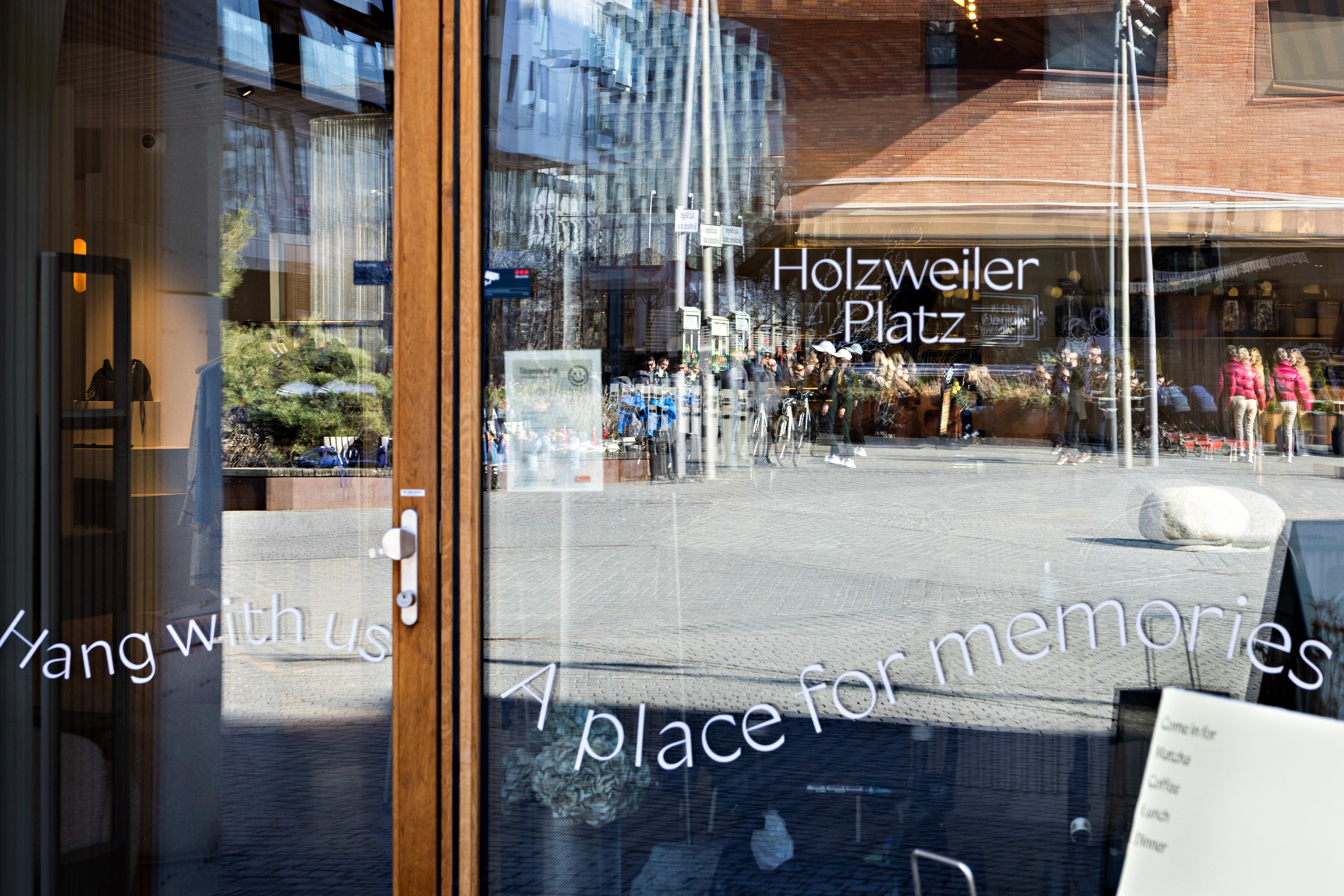 Uteserveringen åpner snart. 