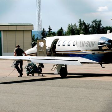 Privatfly-forbud nedstemt: – Regjeringen ligger bakpå