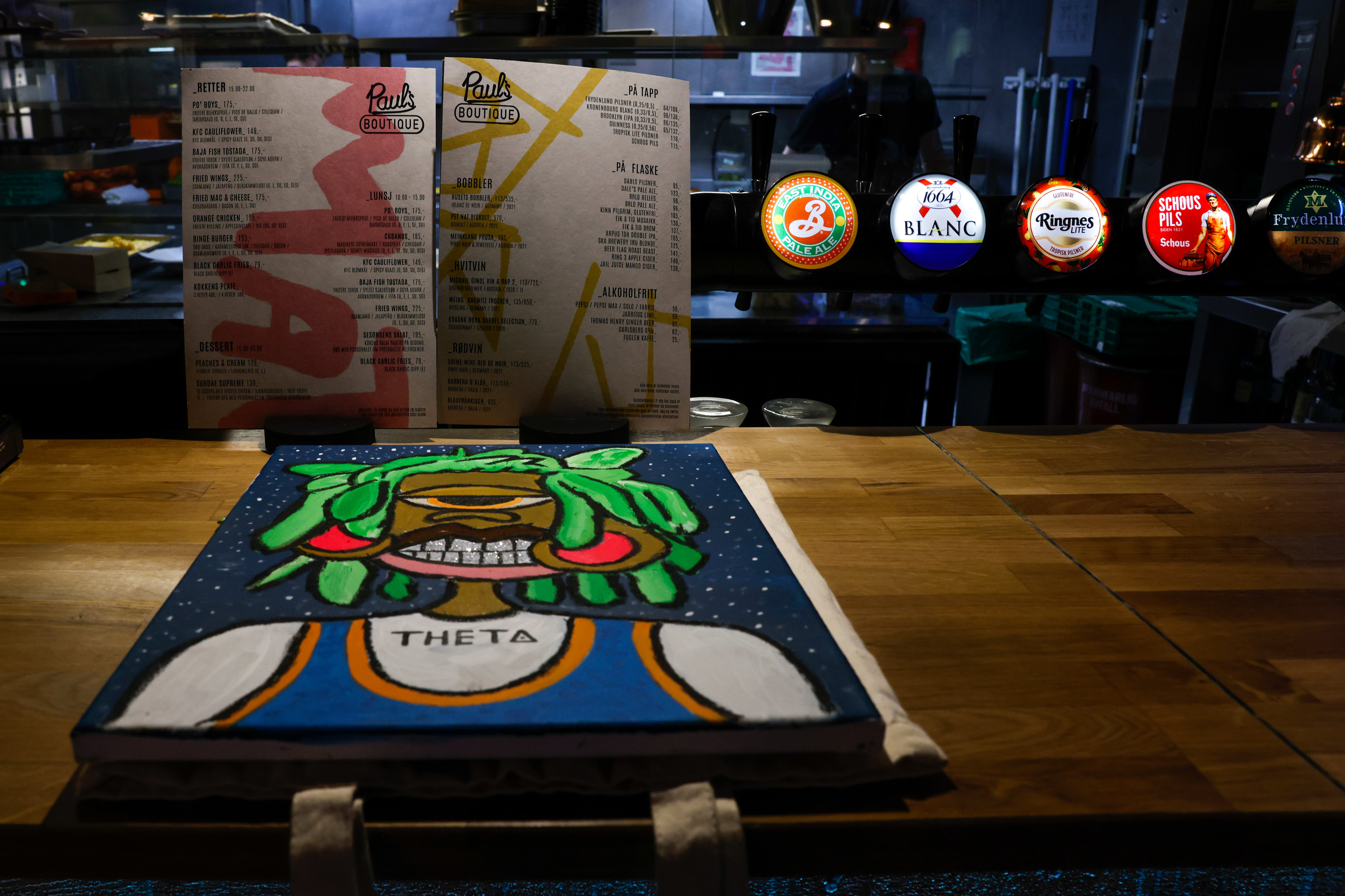 Er det noen voksne her?