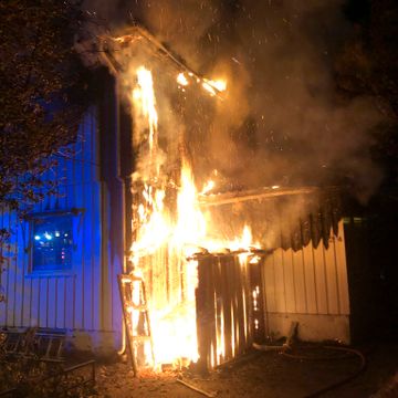 Politiet leter etter mann etter brann i Tønsberg