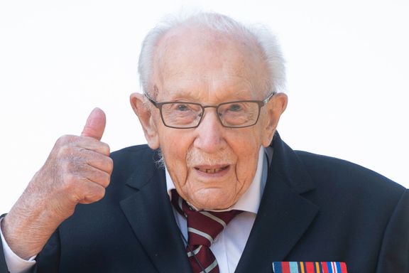 Britenes mest populære 100-åring får eget poststempel etter korona-innsamling