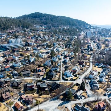 Norges Bank: Etterspørselen etter boliglån fortsetter å falle