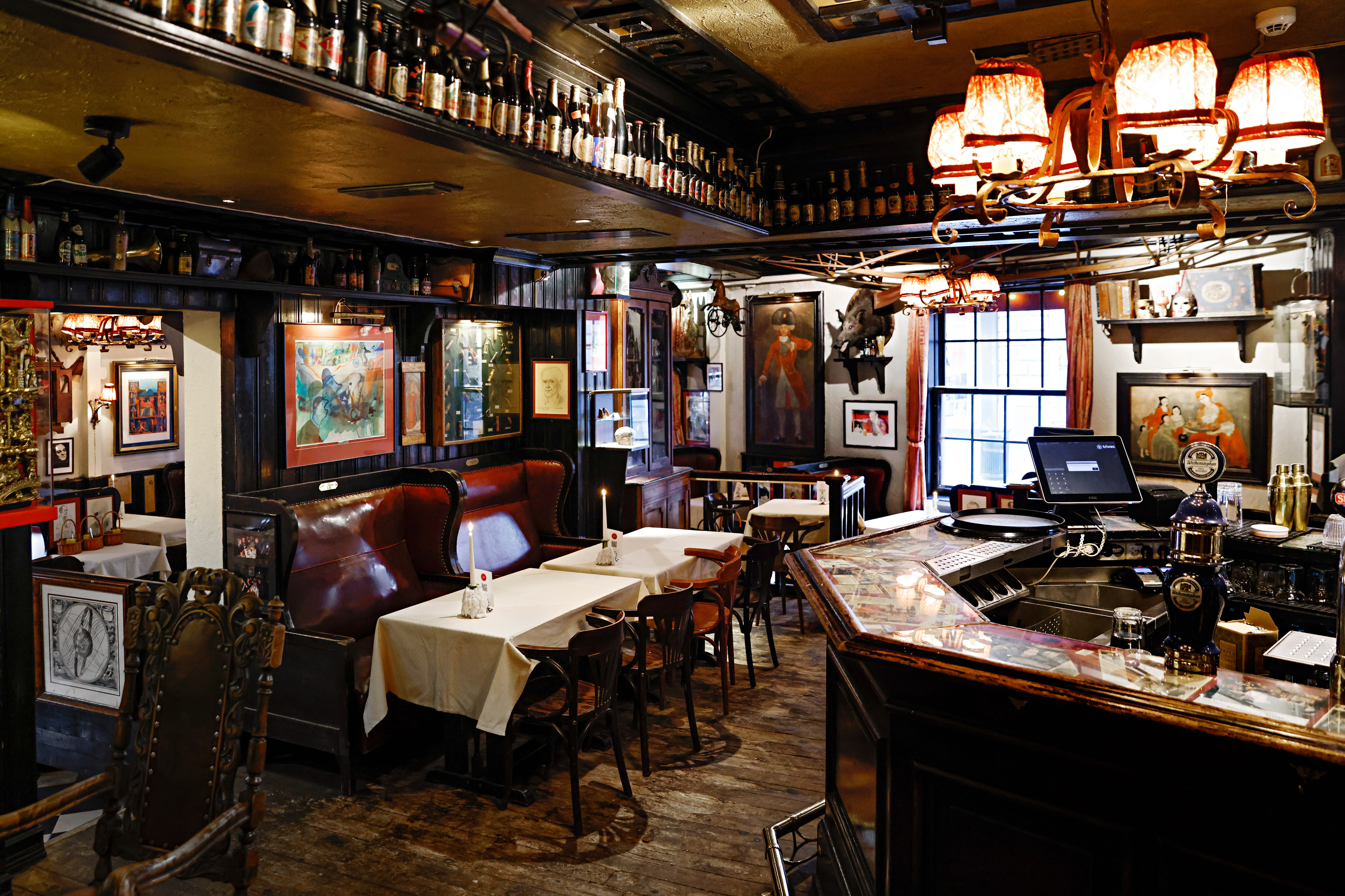 Mange trykker fortsatt Lorry til sitt bryst, til tross for at prisene ikke er så lave lenger.