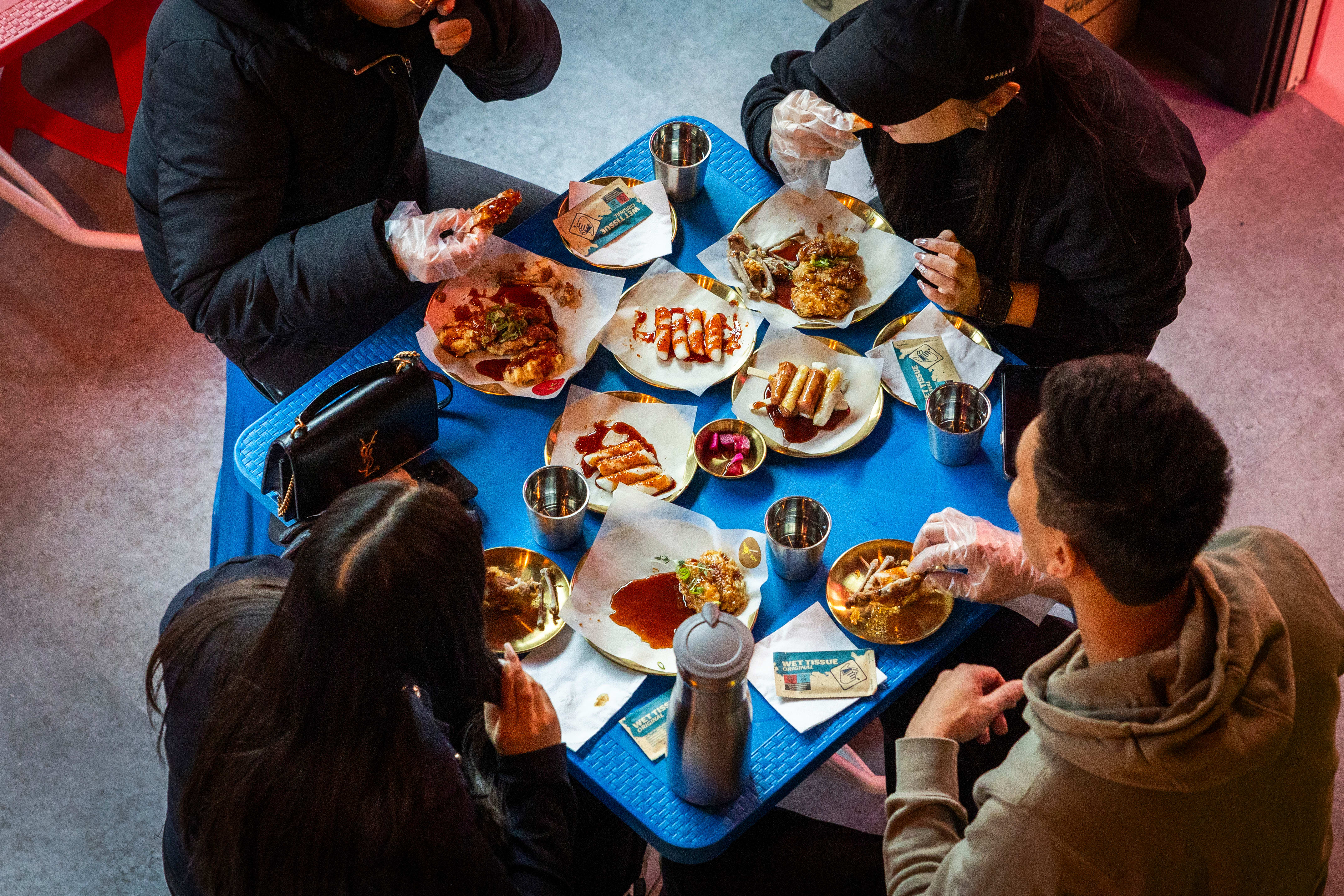På 175°C K-fried får du Oslos saftigste kylling