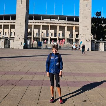 Vera Nystad (77) vant Berlin maraton med halsbetennelse: – Veldig forbauset