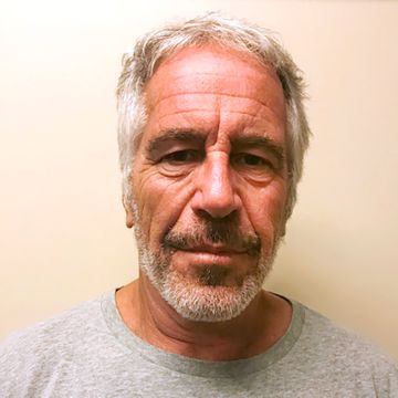  Trump sprer konspirasjonsteorier etter Epsteins dødsfall