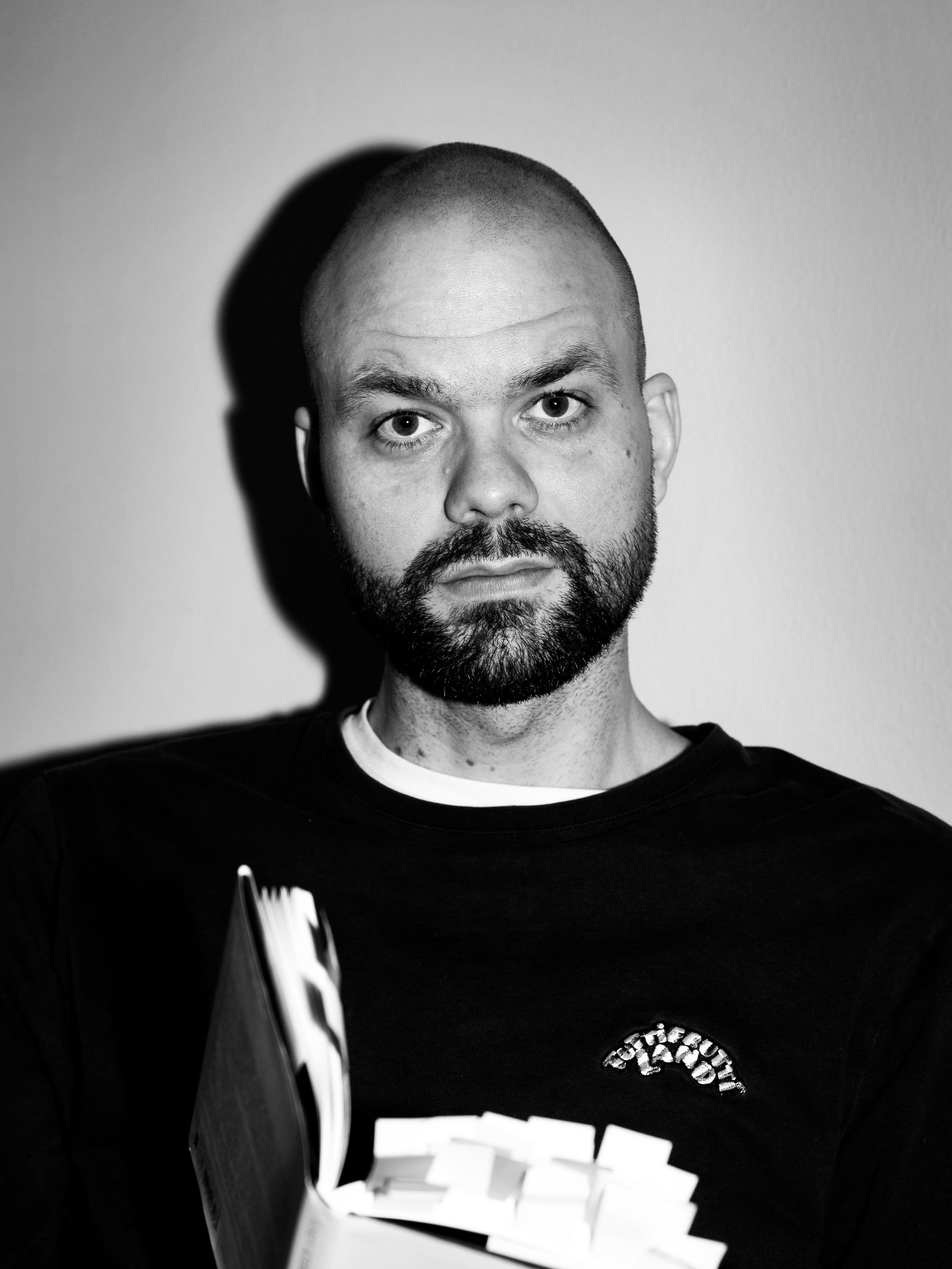 – Se ting du ikke nødvendigvis vet hva er. Prøv! Ikke lag en helaften ut av det, bare gå og se. Low key, yay or nay, kult eller thank you next, oppfordrer Berrum.