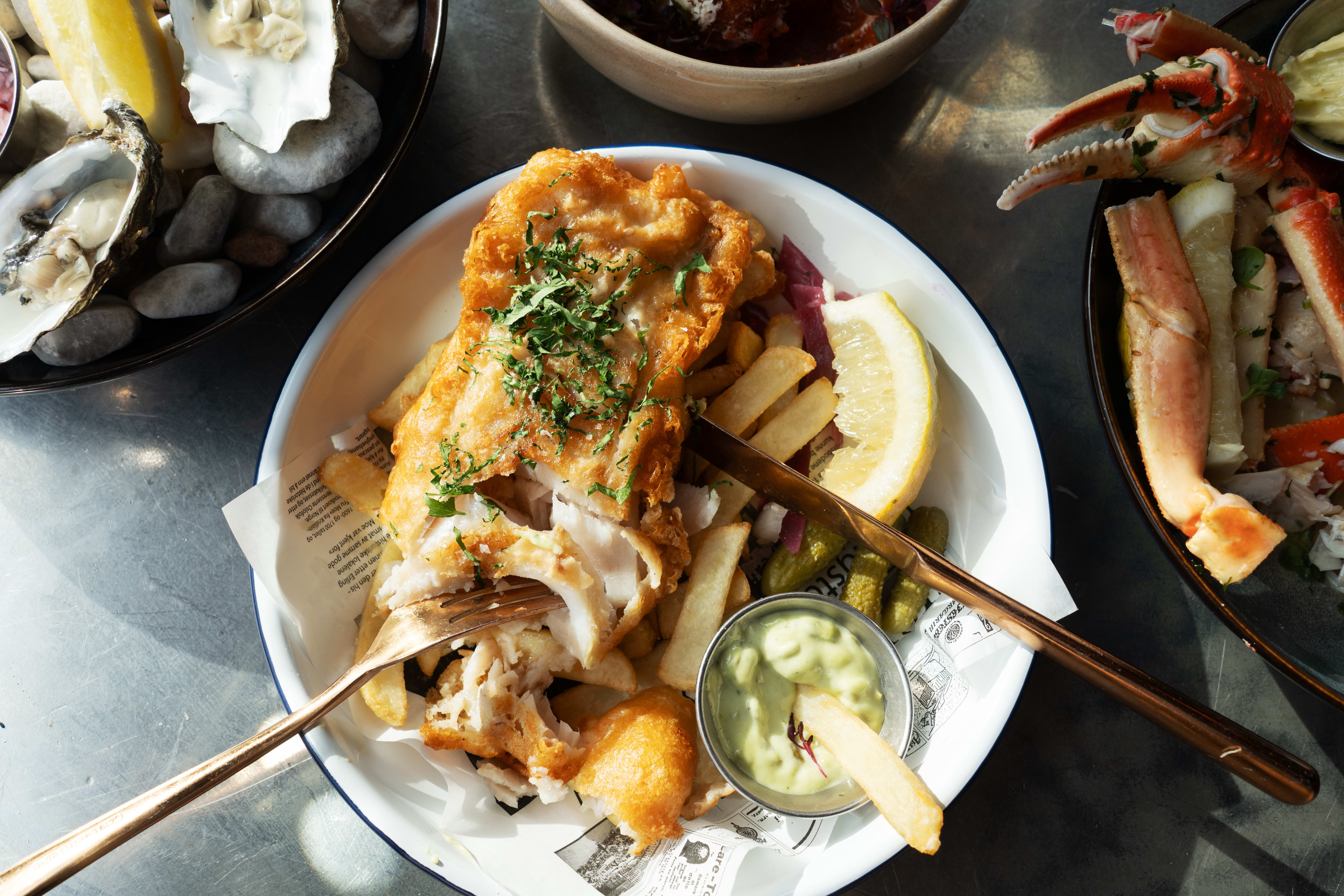 Fish & chips leverer bra, men ikke topp. 