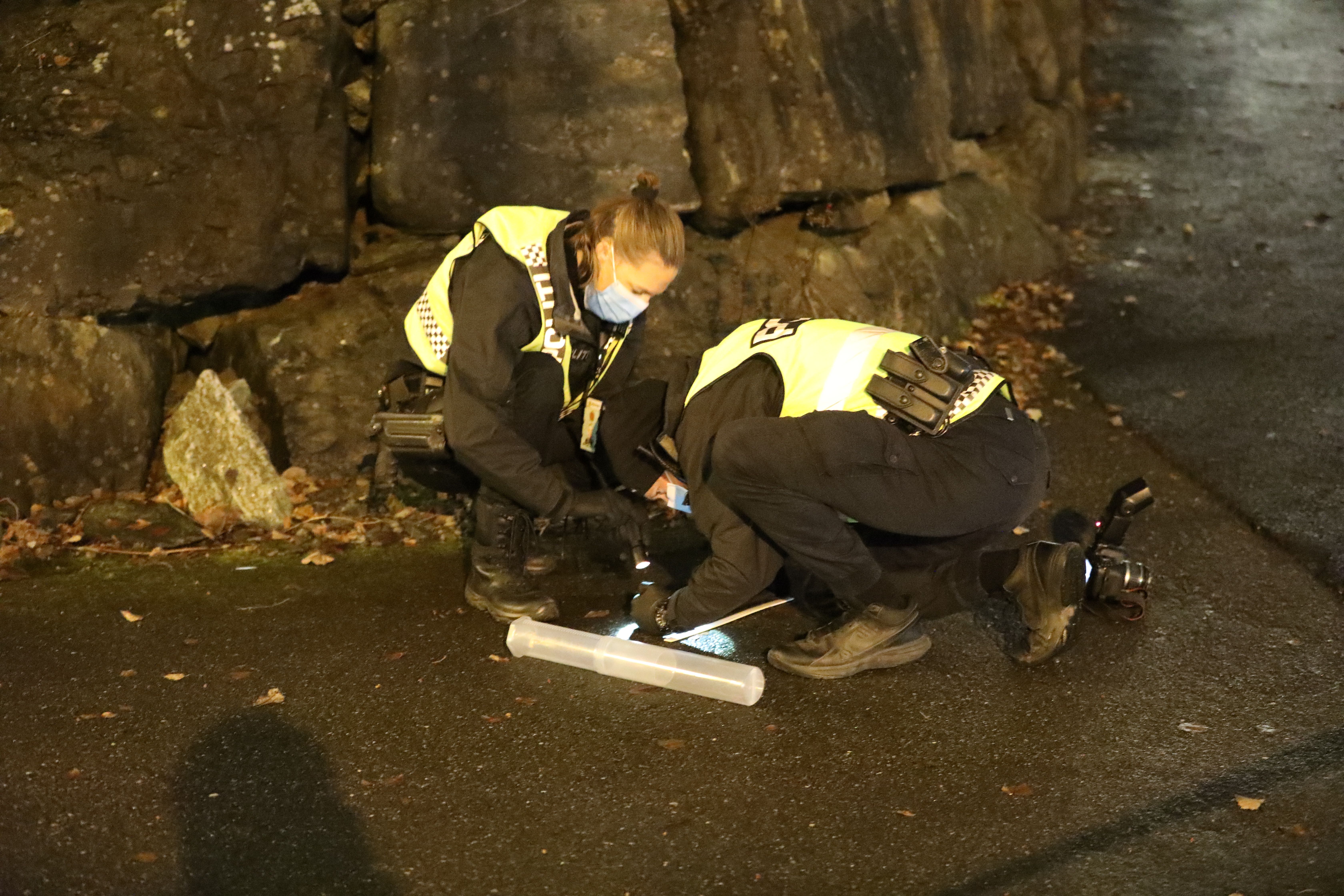 16-åring alvorlig skadet etter knivstikking