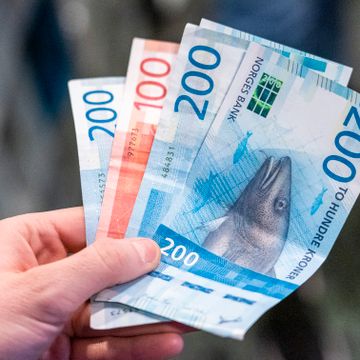 Norges Bank hever renten med 0,25 prosentpoeng, varsler nytt rentehopp neste år