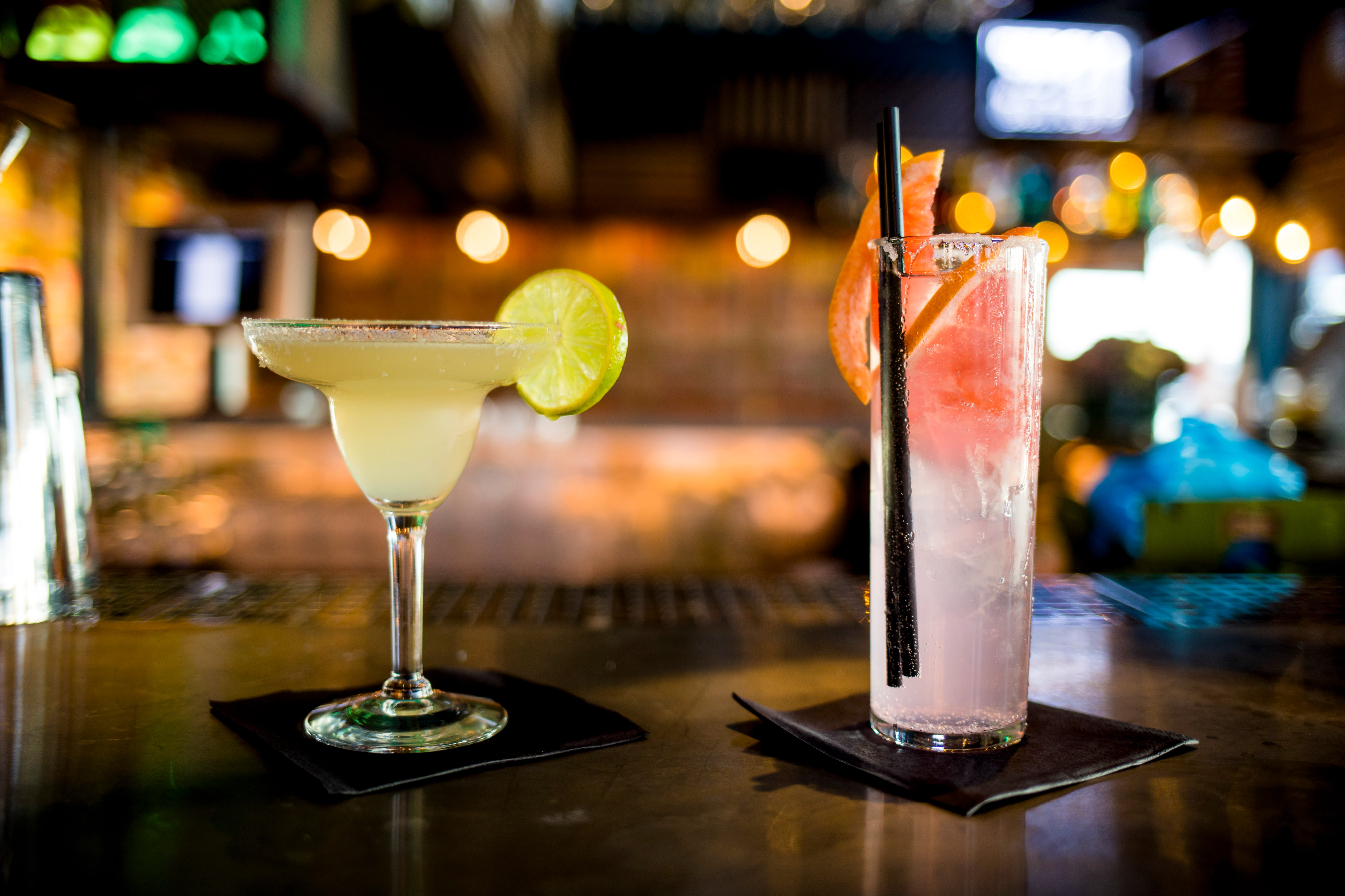 Fargerike og friske cocktails.