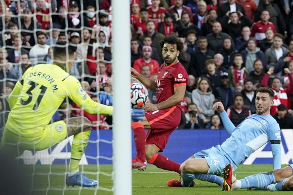Drømmemål fra Salah i underholdende toppkamp: Uavgjort på Anfield