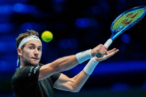 Ruud snudde etter å ha blitt «utklasset»: Tok første norske seier i ATP-sluttspillet