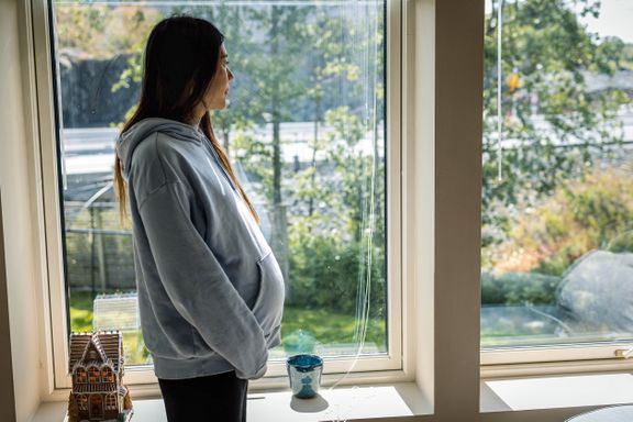 Lan Zheng er gravid med tvillinger. Kan få kjemperegning for fødselen. 