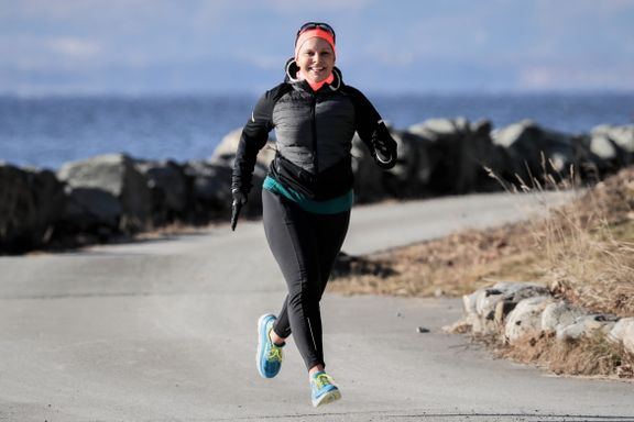Aina (42) hadde ikke jogget på ti år. Slik fant hun glede i å løpe langt.