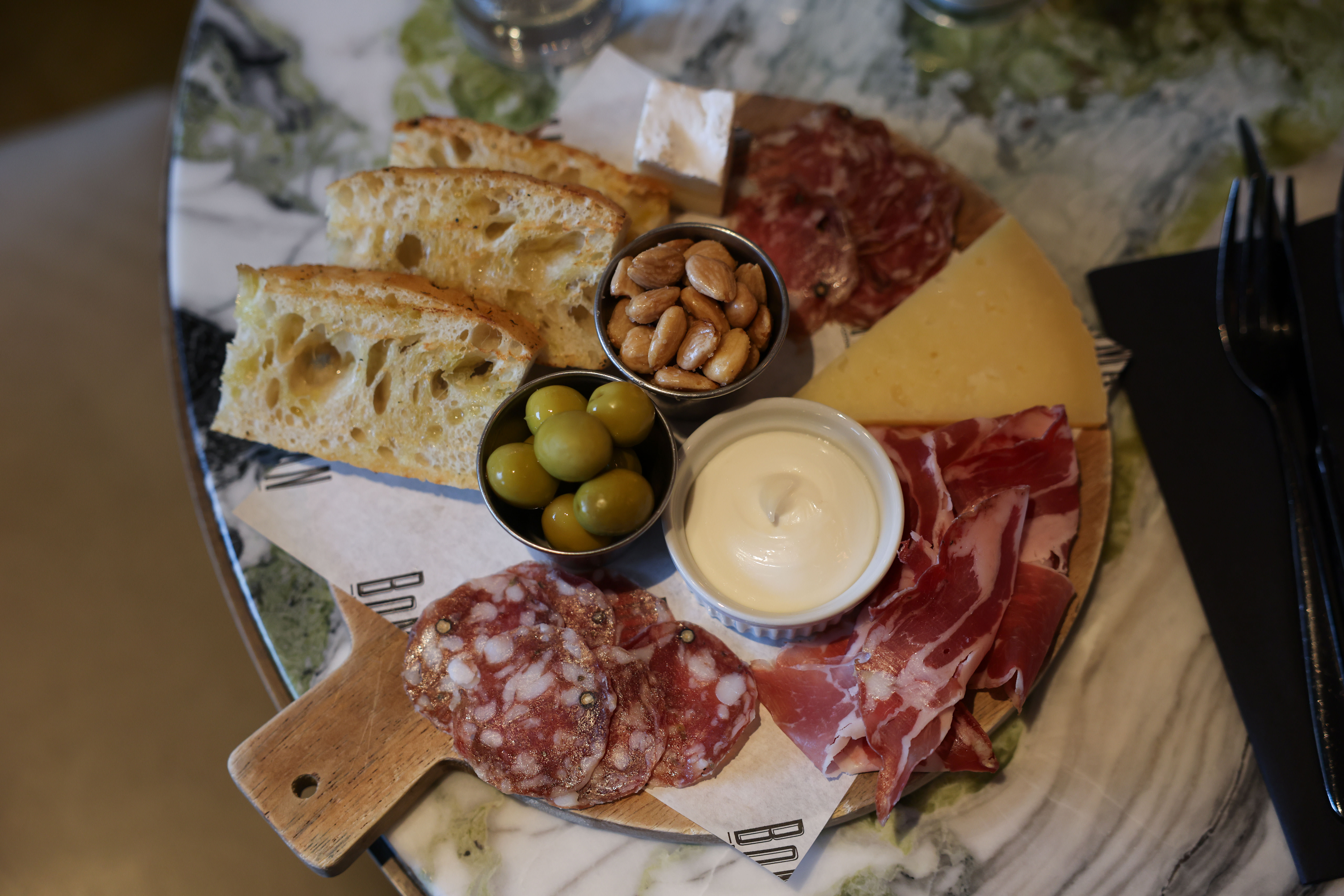 Deilig og salt start på måltidet. 