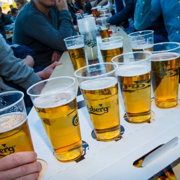 Aftenposten mener: En øl før avspark får være OK