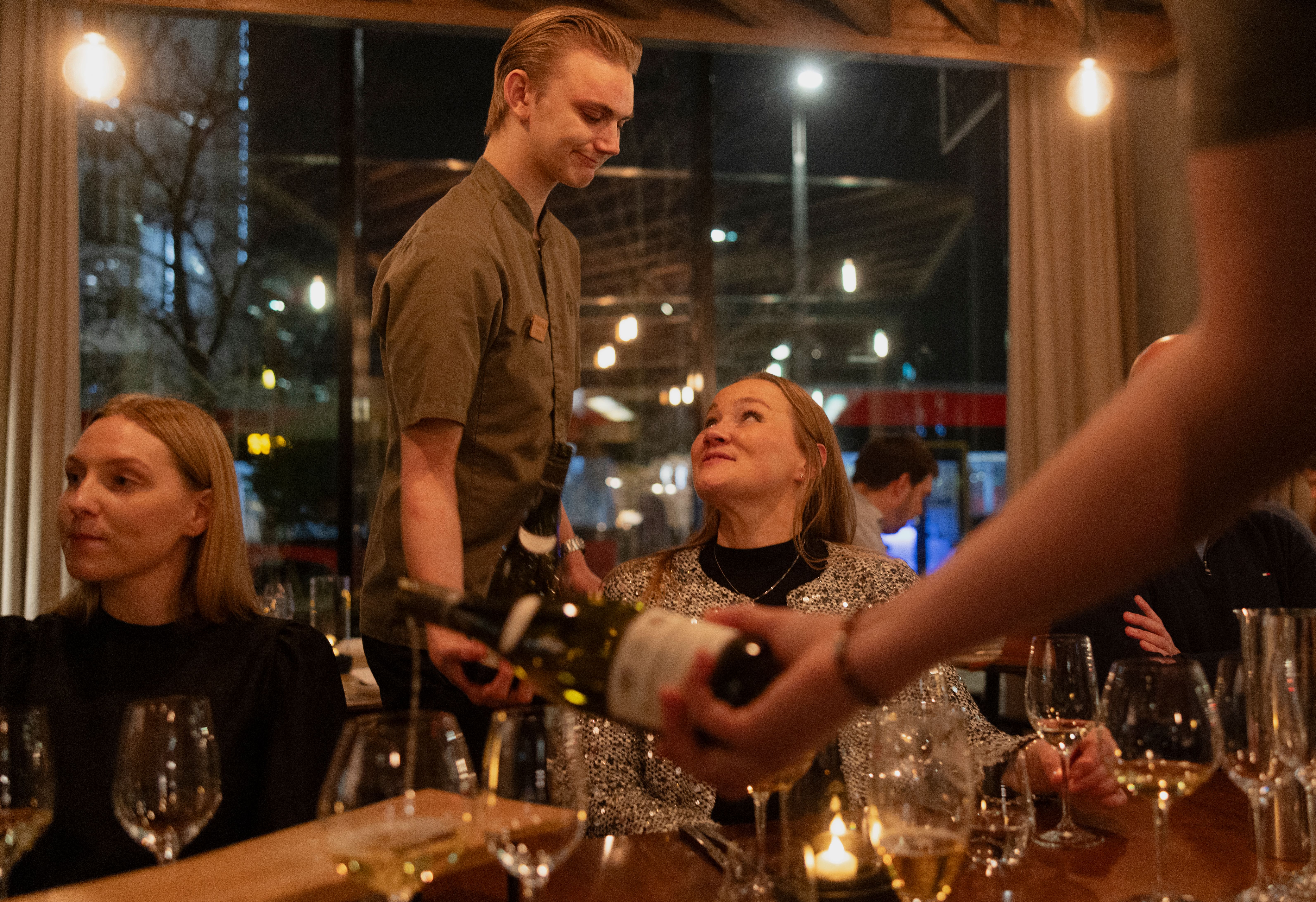 Hit tar du med svigers, foreldre og besteforeldre på middag