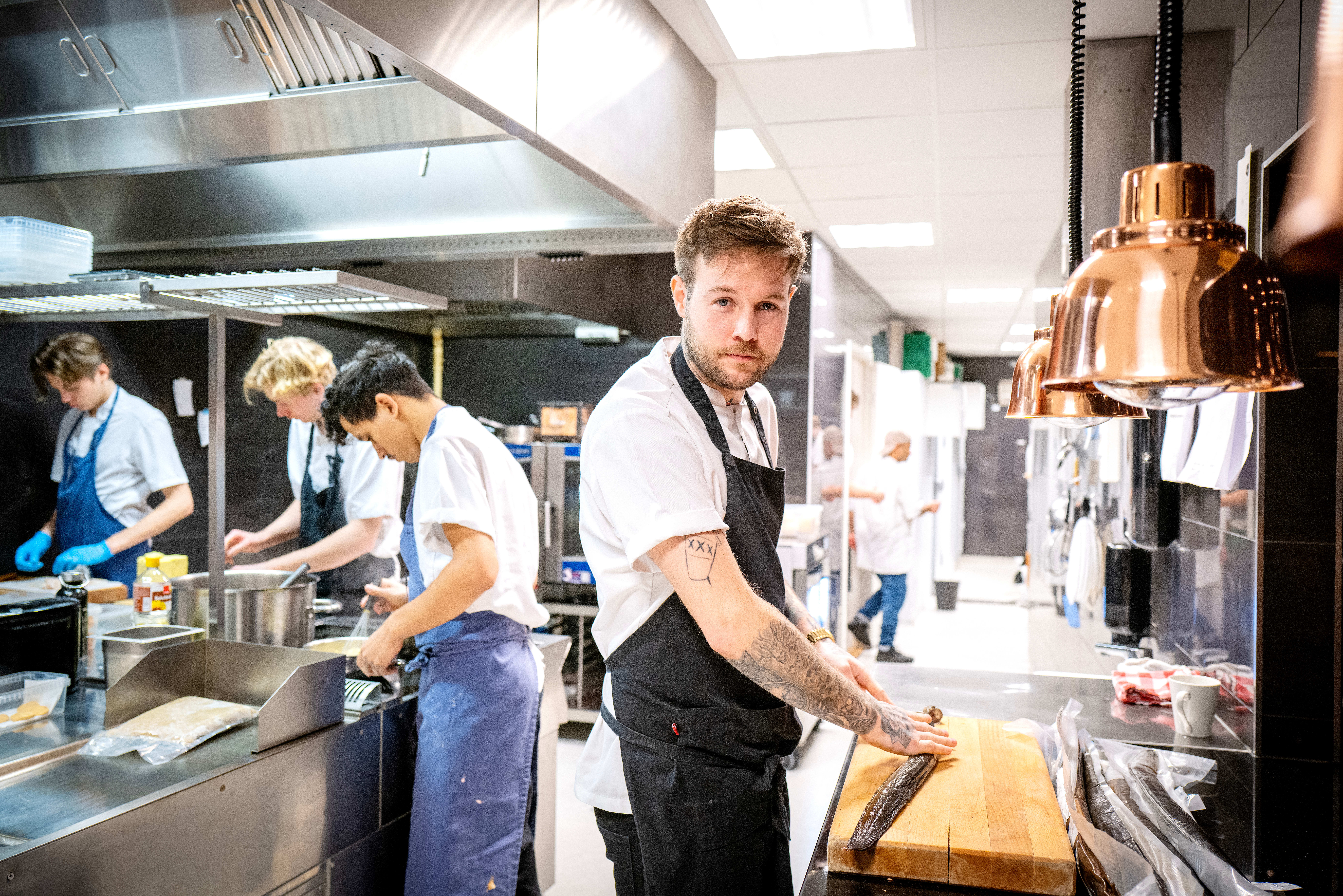 Her spiser kokkene billig og bra