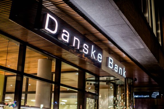 Danske Bank sparker direktør