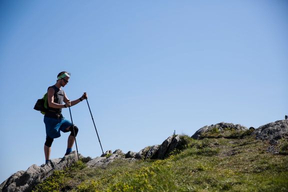 Kim-Arild (20) har gått 7-fjellsturen fire dager på rad. Ennå gjenstår det tre.