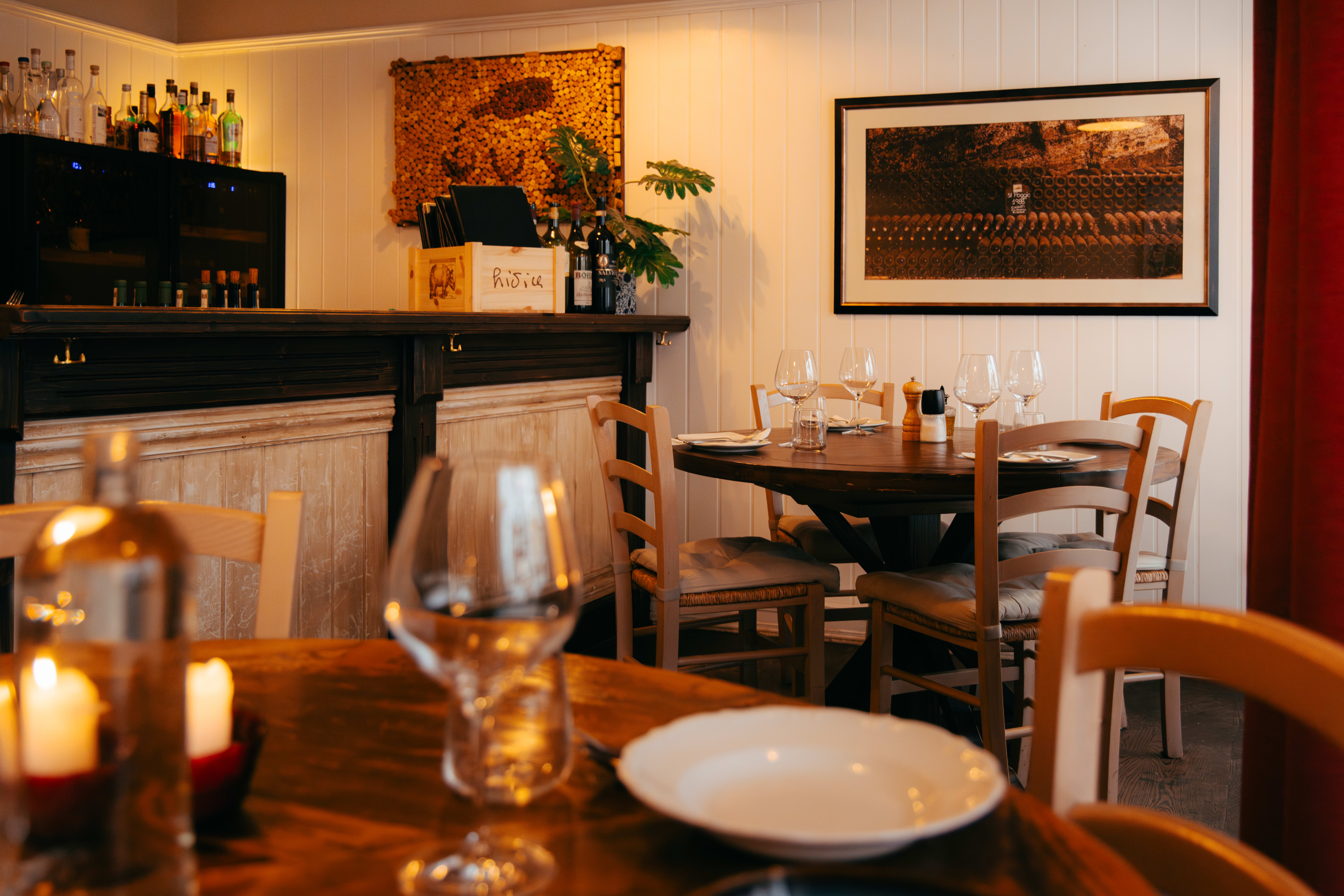 Lokalet til Bono er hjemmekoselig og intimt. 