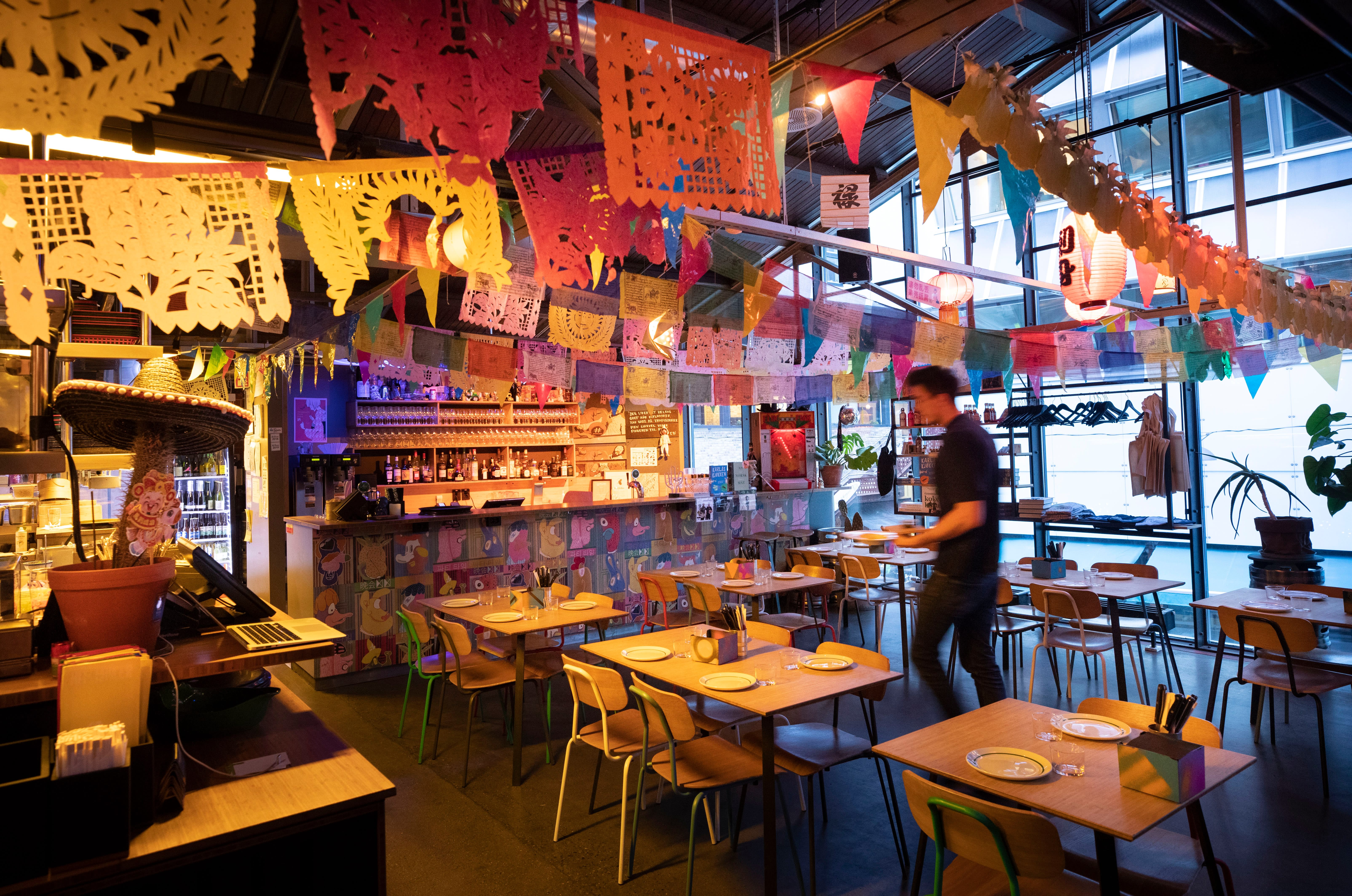 Servicen holdt et passe tempo under vårt måltid.