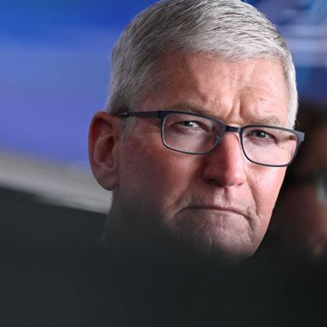 Apple-sjefen får stort lønnskutt