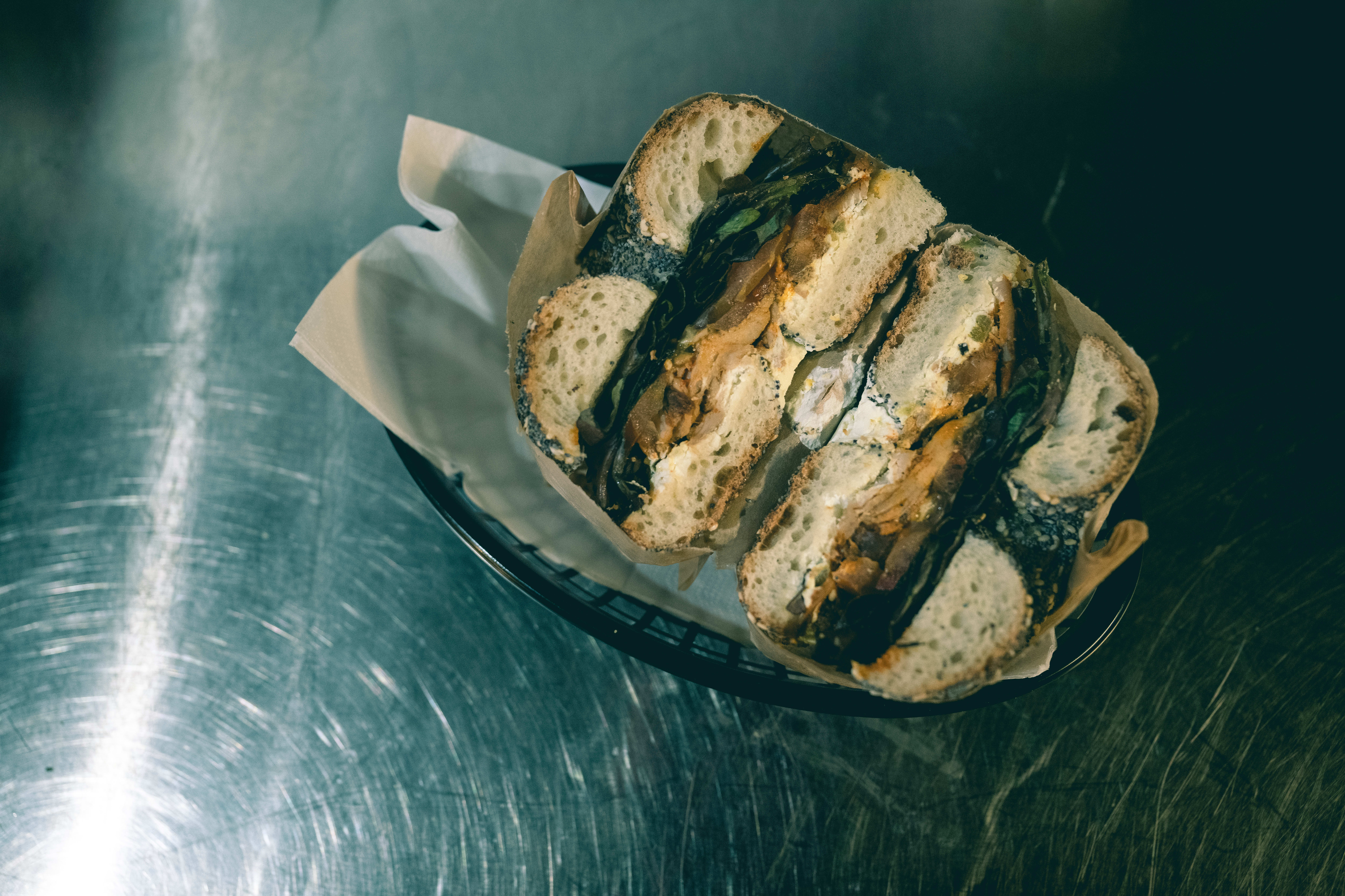 Bobs favorite med cajun-kylling og jalapeño-ost.