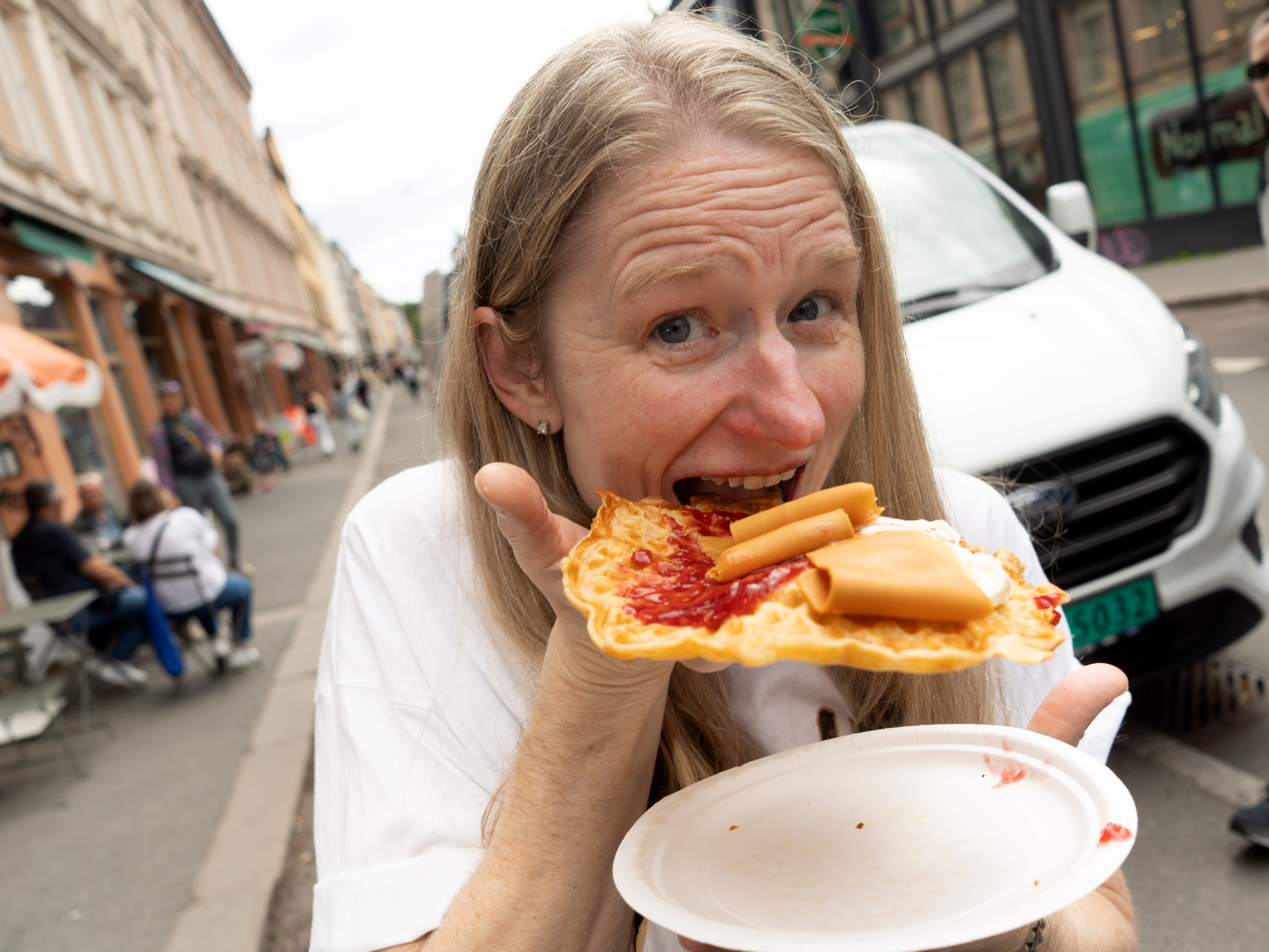 På dette tidspunktet var det bare Vinks journalist som hadde fått nok sukker. 