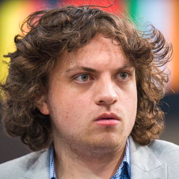 Niemann utvider søksmålet mot Magnus Carlsen