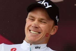 Utrolig solobrudd ga Froome ledertrøya i Giro d'Italia 