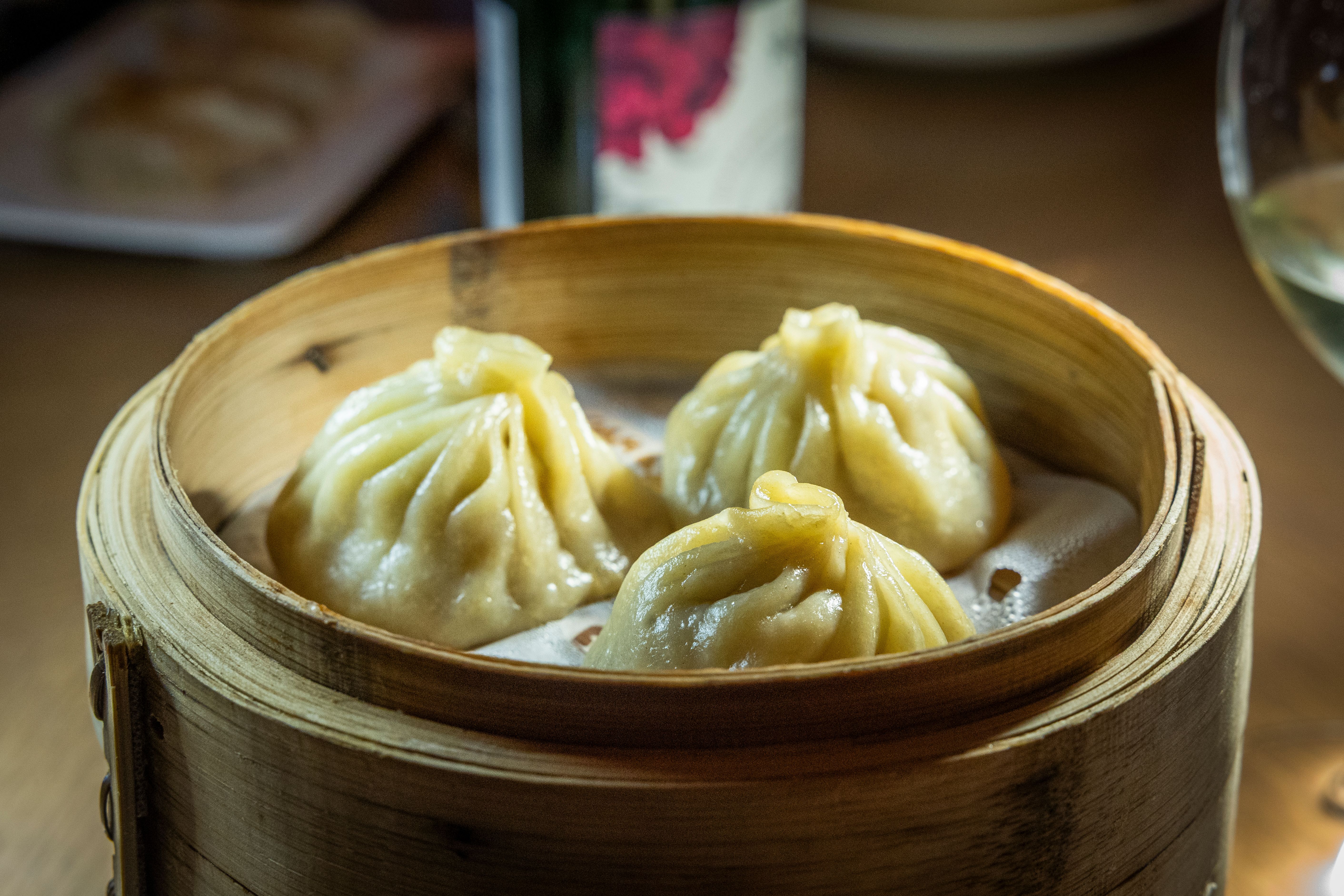 Glovarme rispasta-dumplings smaker deilig.