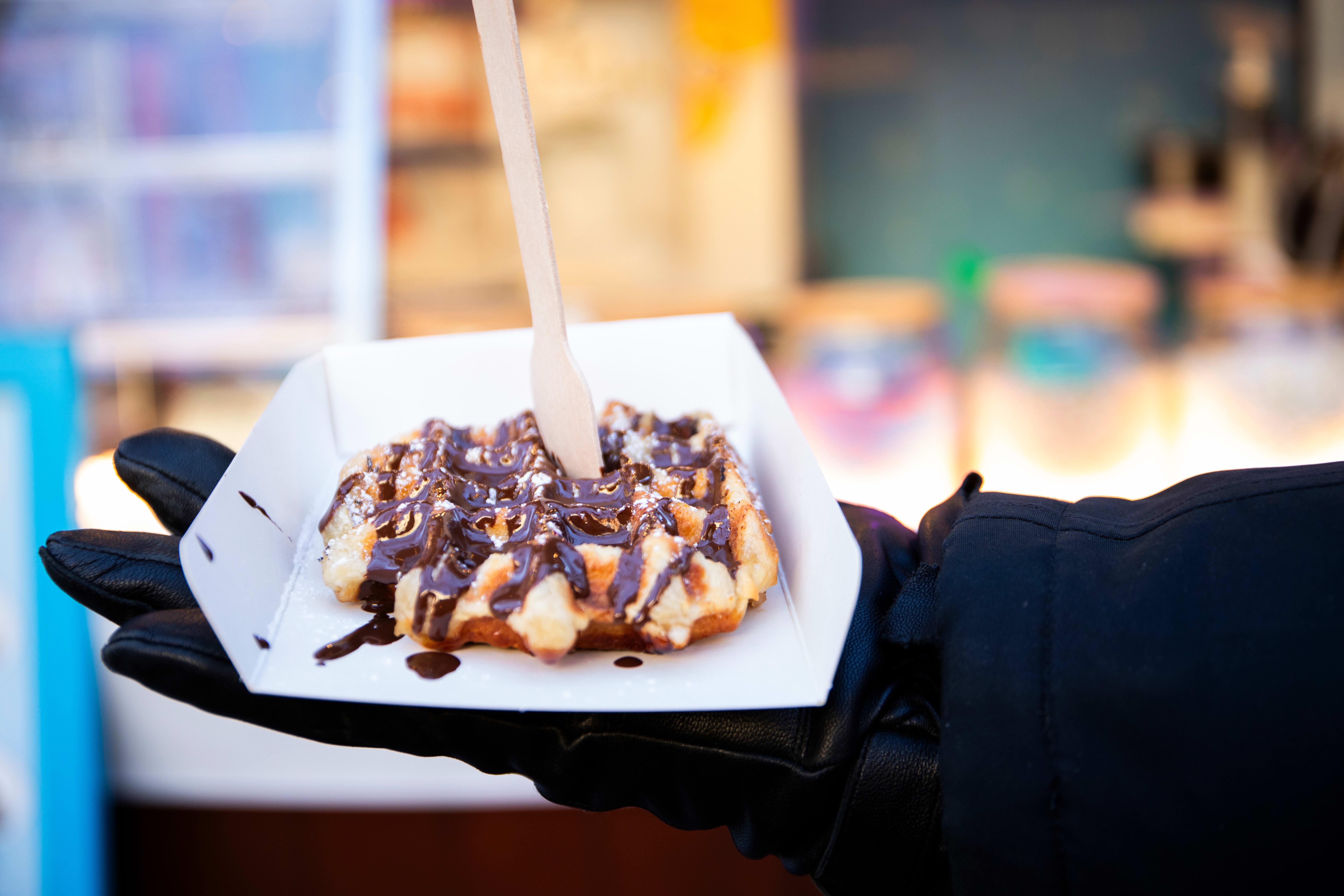 Spise på Jul i Vinterland? Det er søtsakene som gjelder.