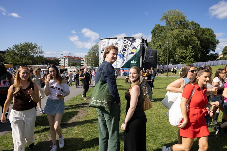 Christian (200 cm) med Nova (165 cm).