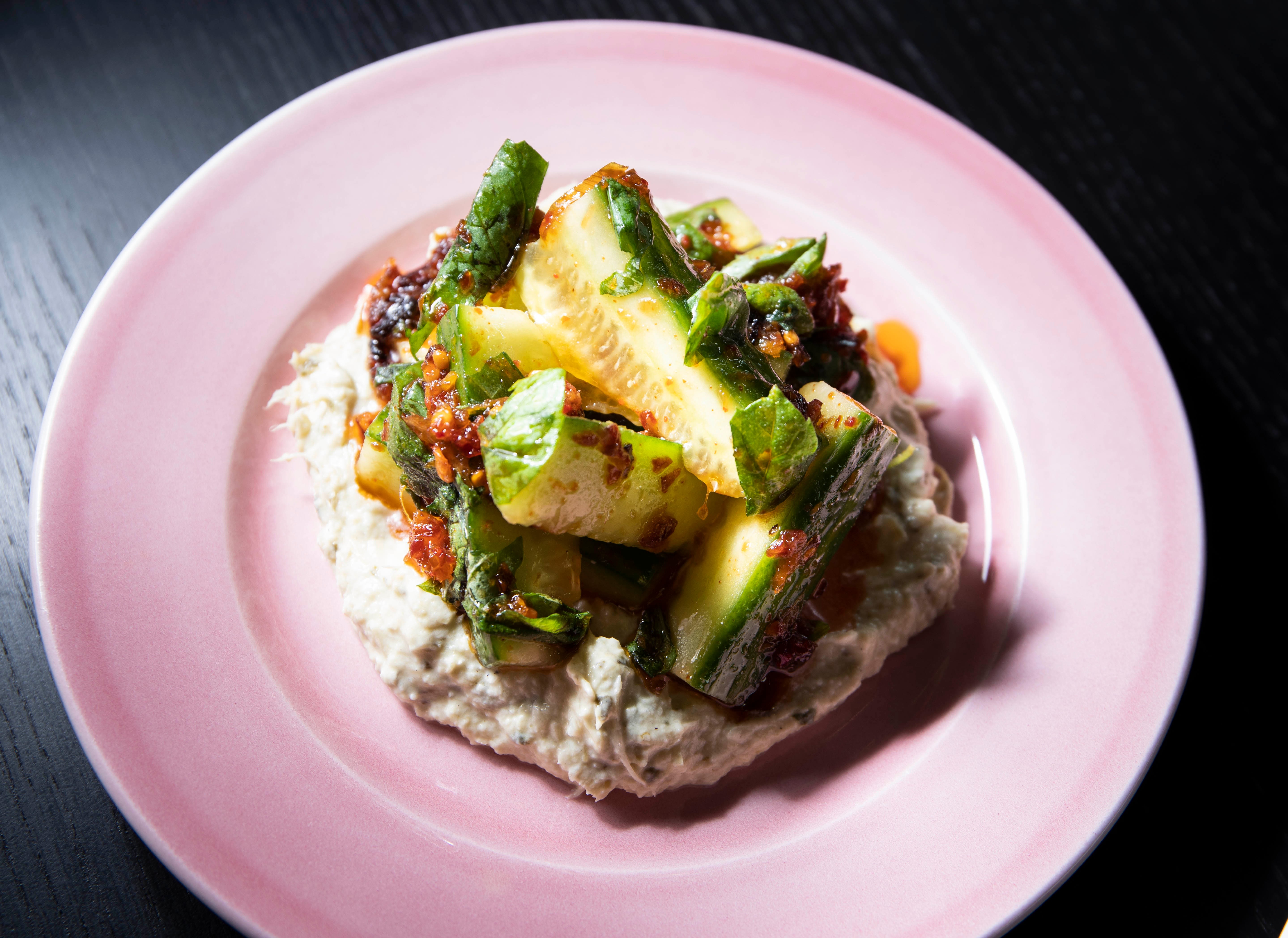 The Vandelay tilbyr mat hele dagen. 