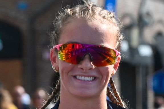 Hun trener på Bontveit og Fløyen. Nå er Stine i Tour de France. – Vanskelig å ta inn over seg.