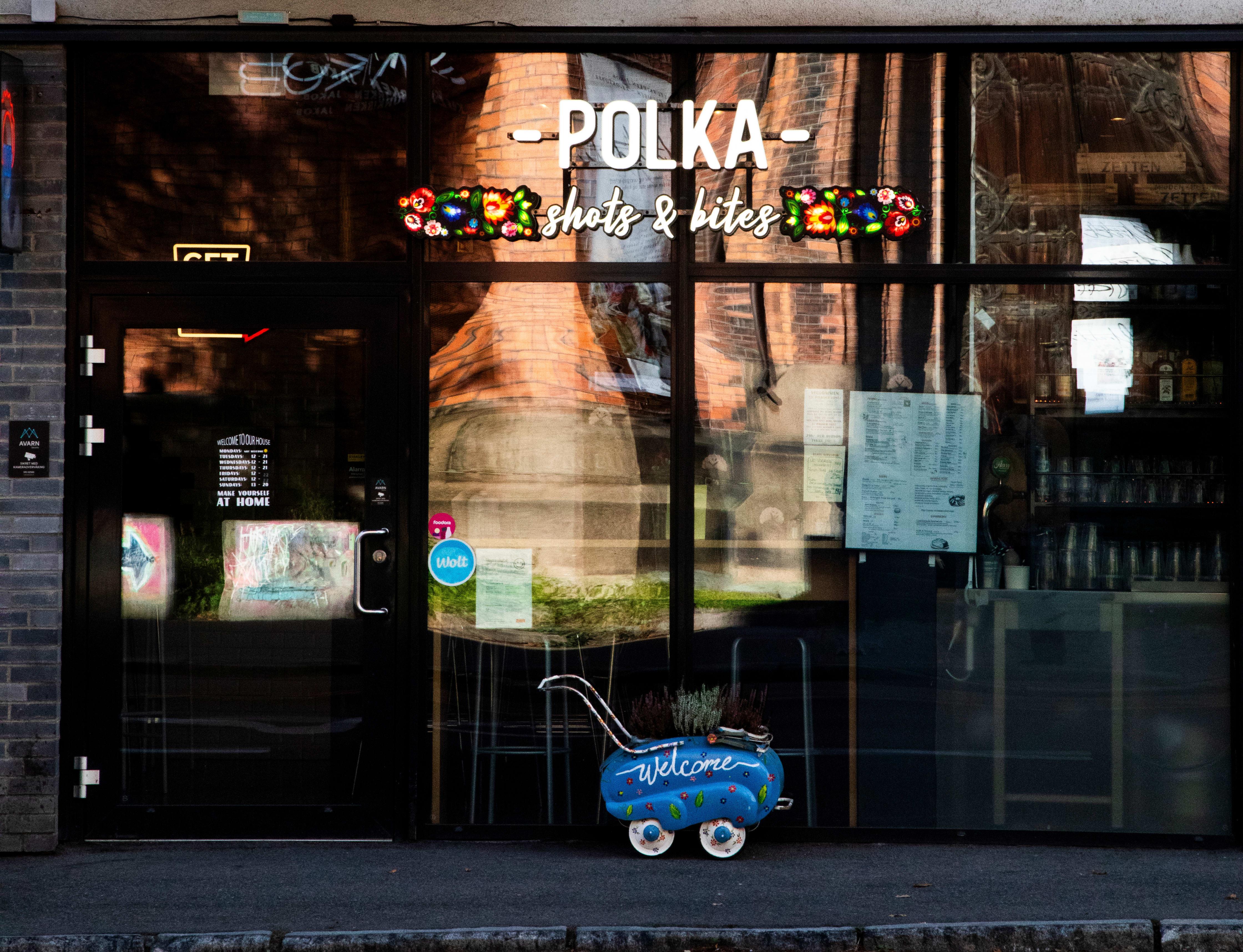 Fersk anmeldelse av Polka kommer i løpet av våren.