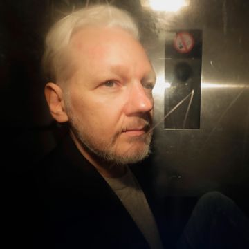 Leger frykter for helsen til Assange i britisk fengsel