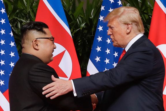 Ny bok avdekker brevveksling mellom Trump og Kim
