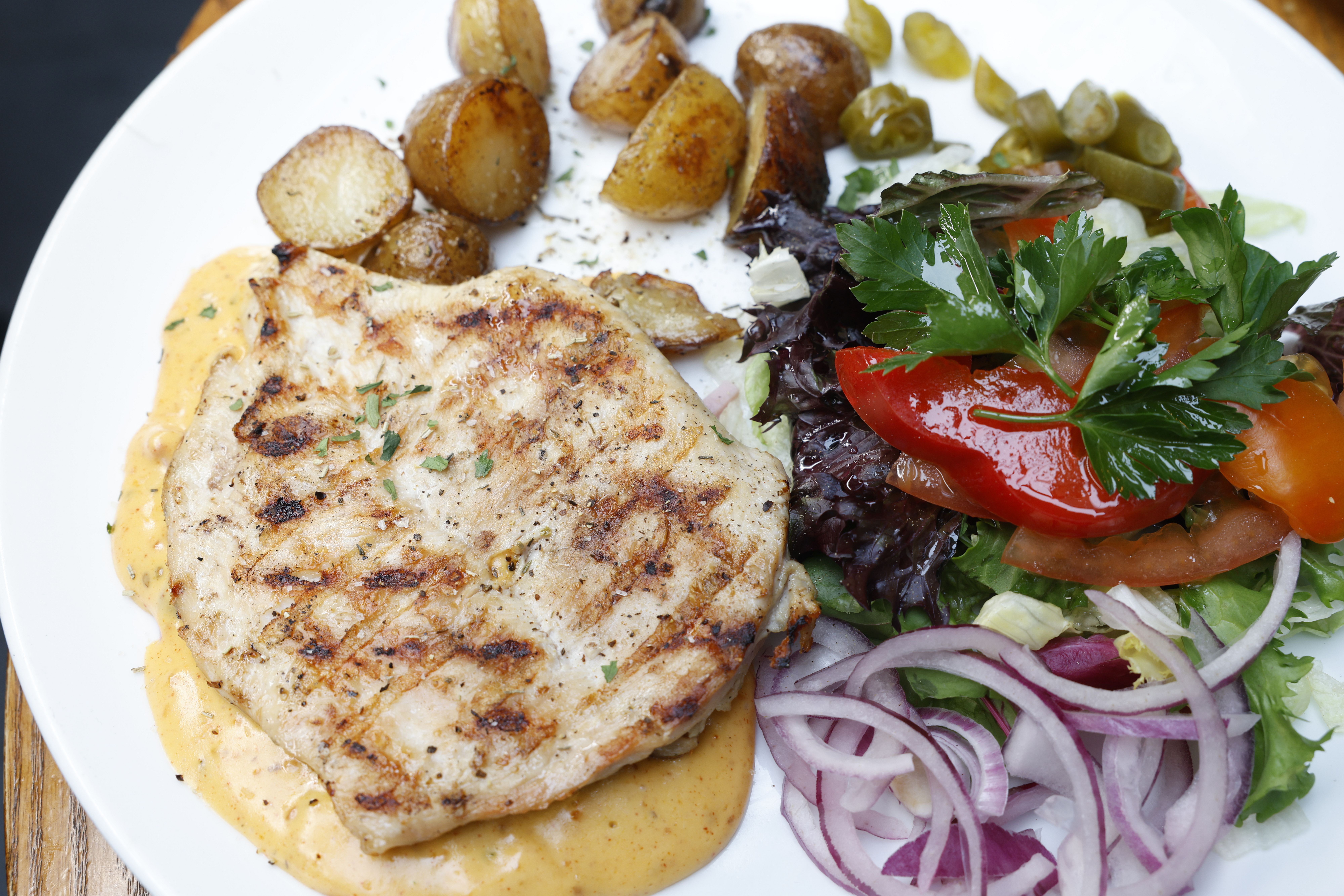 Café Sara har 60 retter på menyen. Vi testet alle sammen.