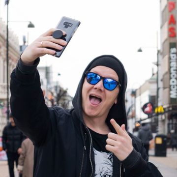 Geir Ove Pedersen (37) er internasjonal Snapchat-kjendis