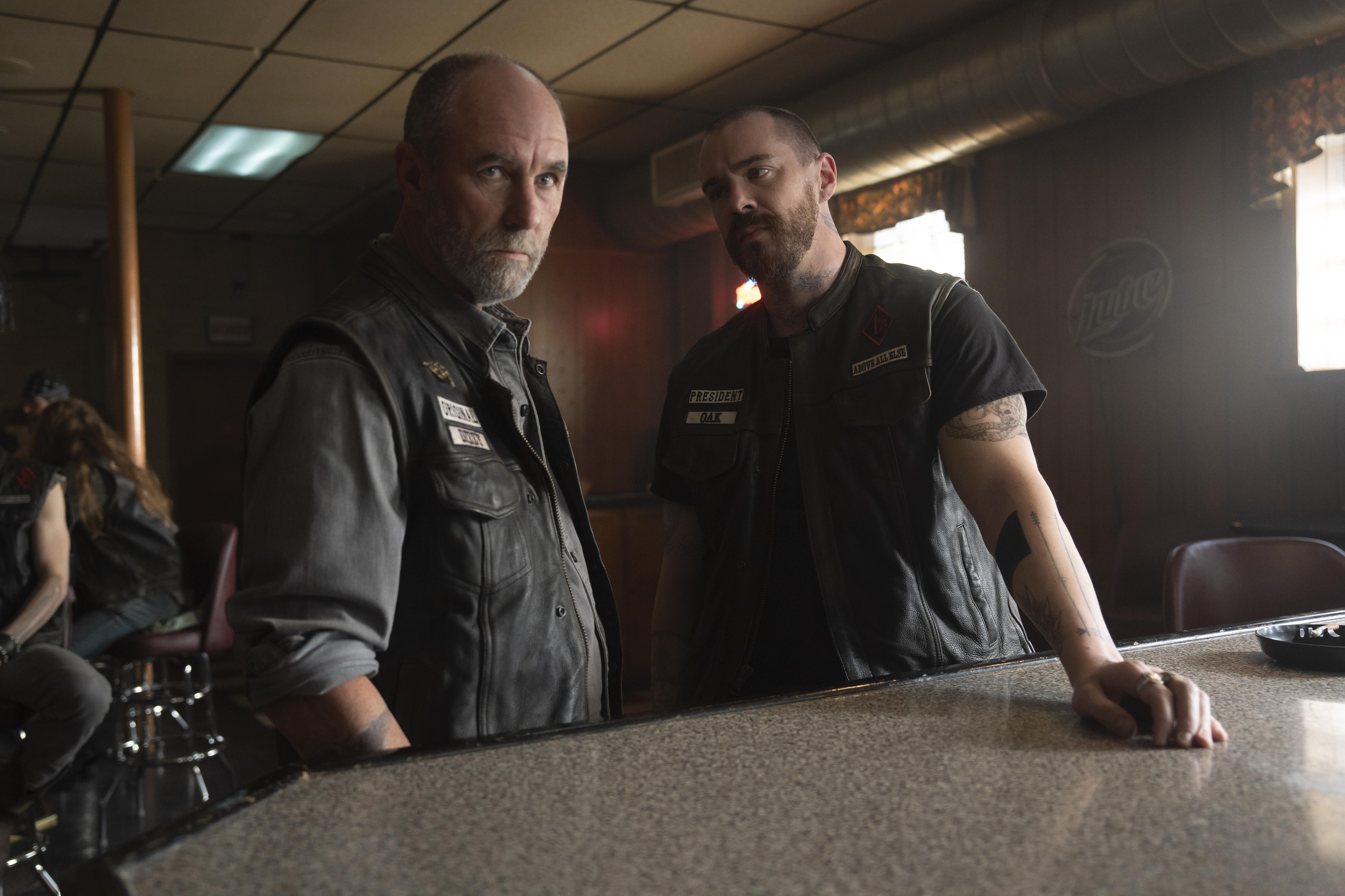 Jamie McShane (t.v.) spiller MC-sjefen Perry i «Task». Når 12 kilo narkotika forsvinner, krever desperate tider desperate handlinger.