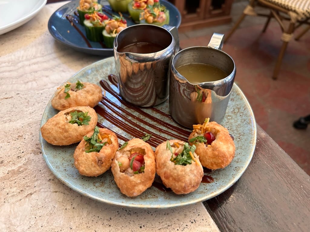 Gol gappe. 