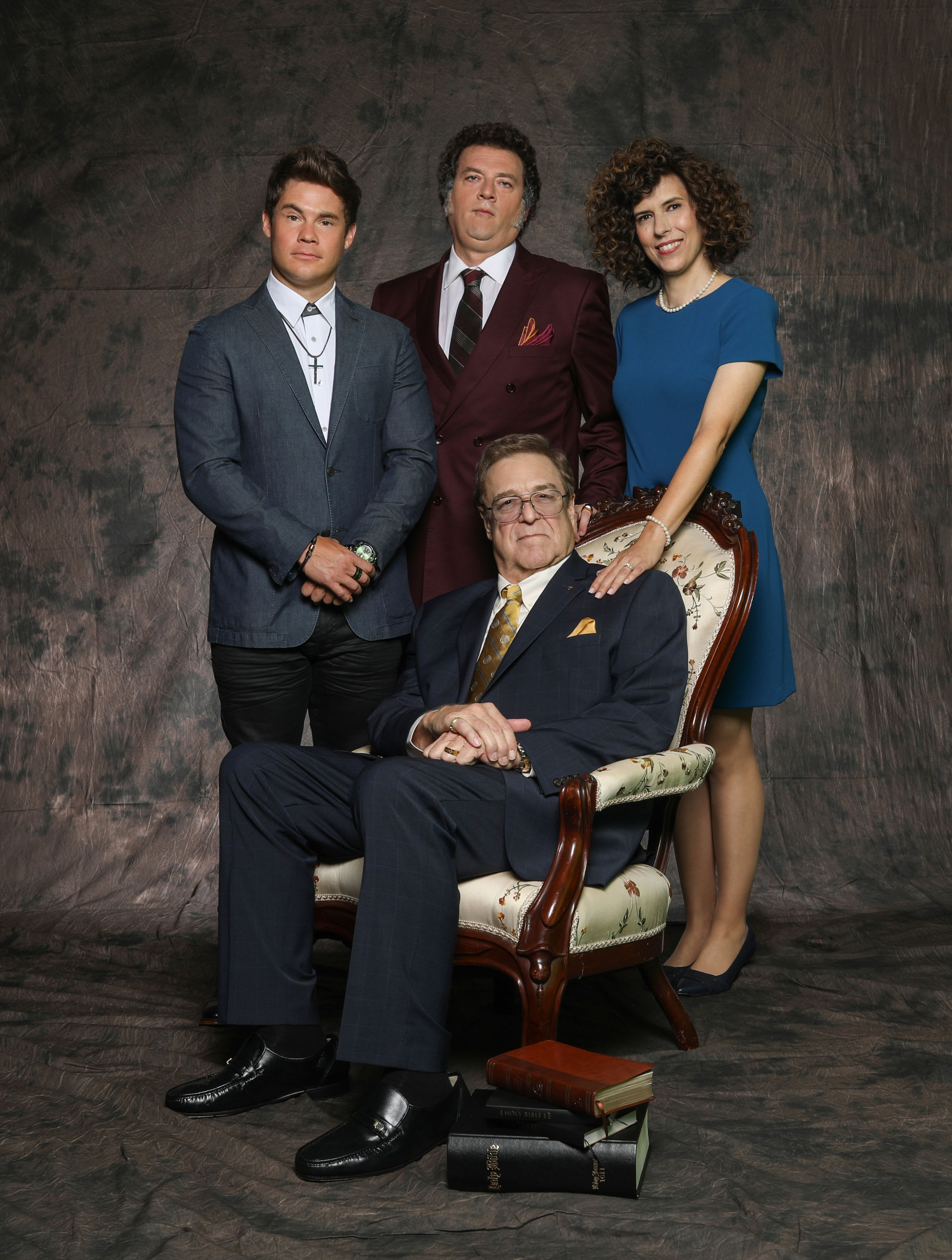 Kelvin, Jesse og Judy kjemper om Dr. Eli Gemstones trone. Premien er farens kristne TV-imperium. Familien spilles av Adam DeVine, Danny McBride, Edi Patterson og John Goodman. 