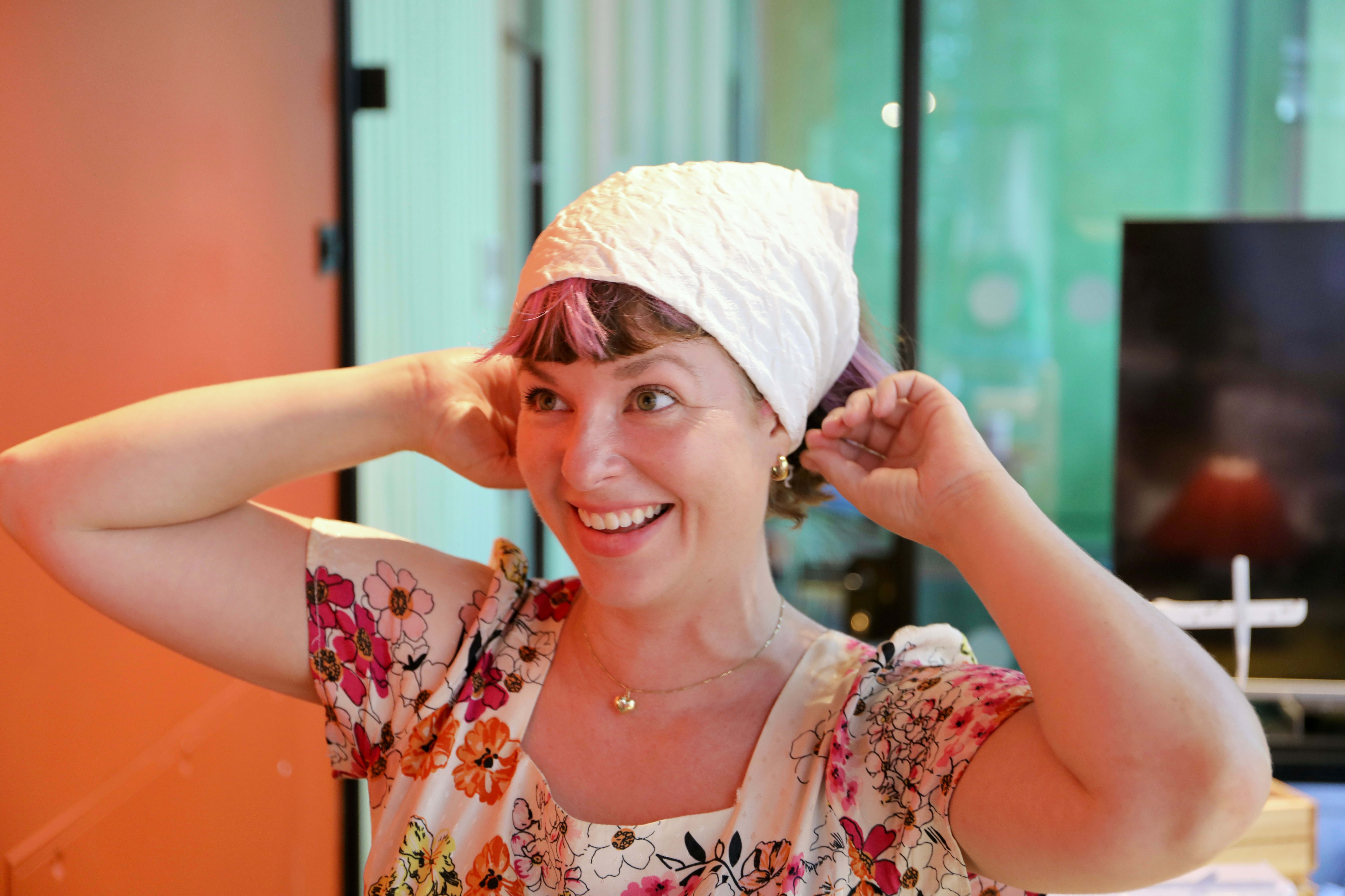 Mari Nordén i Fæbrik mener skautet passer i alle anledninger.