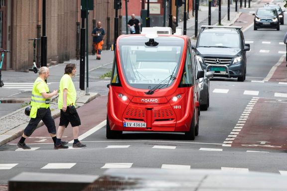 Setter inn selvkjørende busser i Oslo sentrum: Skal takle fotgjengere og trafikklys